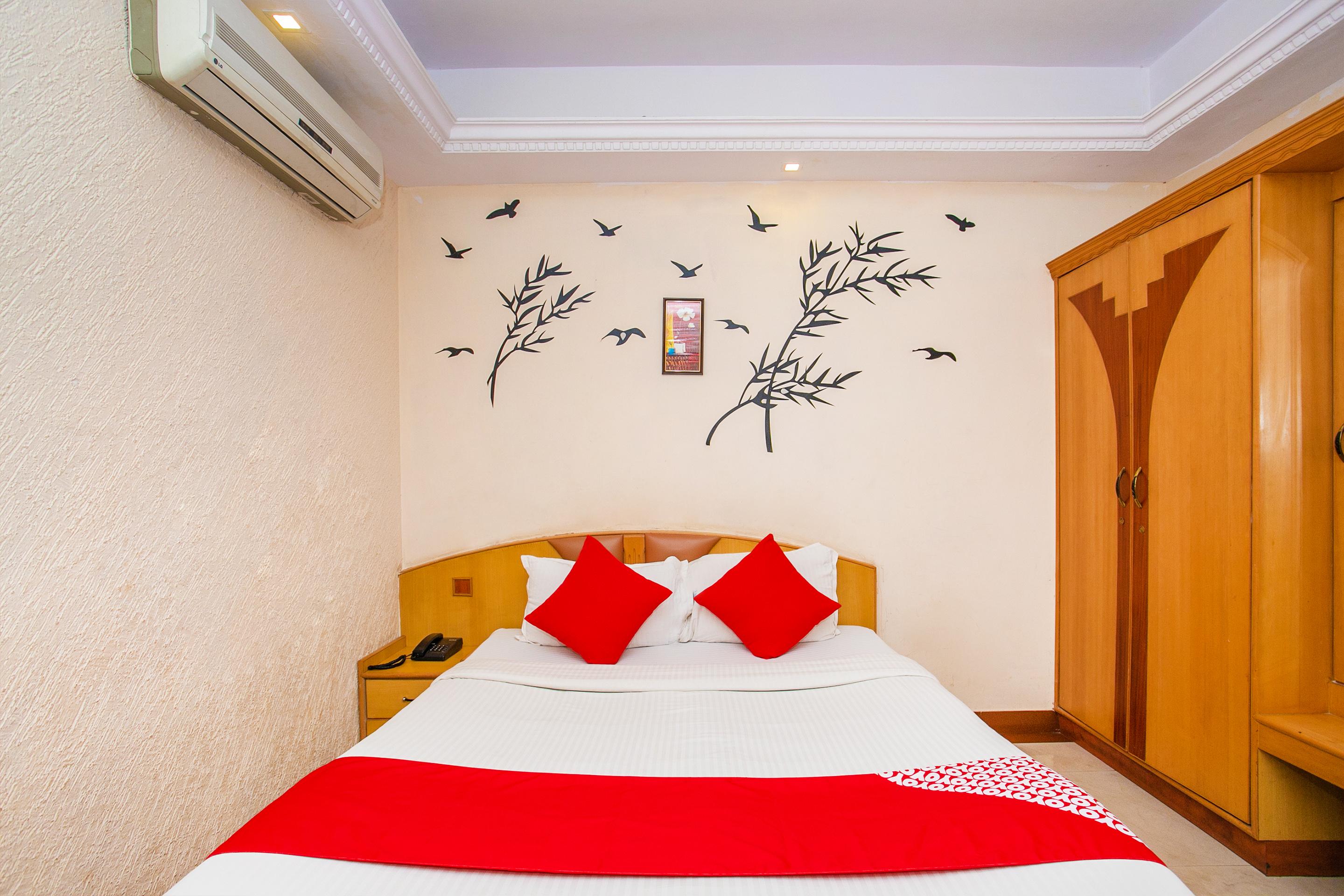 Oyo 331 Hotel Skanda Shelters Бангалор Экстерьер фото