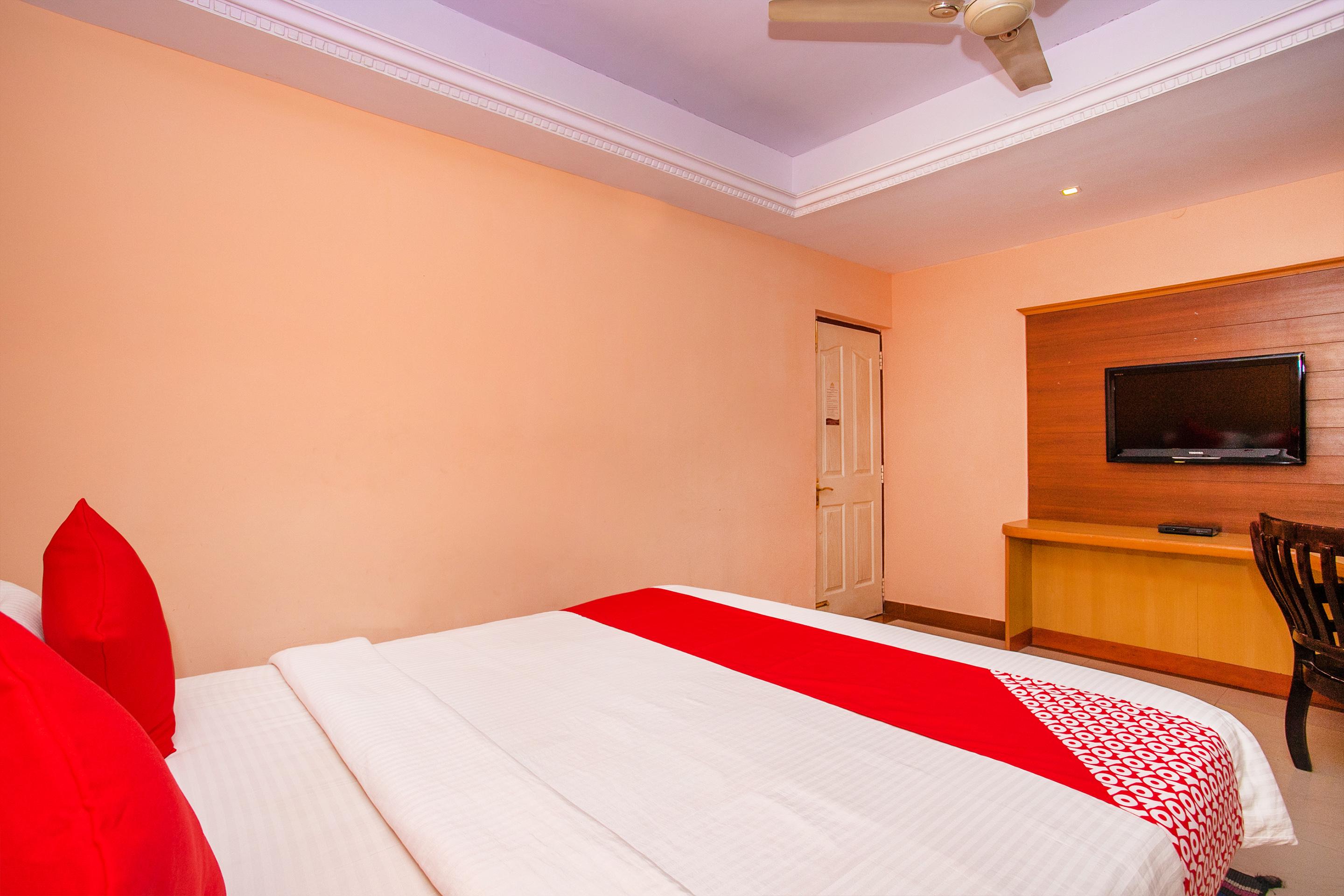 Oyo 331 Hotel Skanda Shelters Бангалор Экстерьер фото